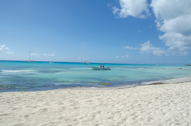 spiagge bayahibe, spiaggia e mare, punto di rotta