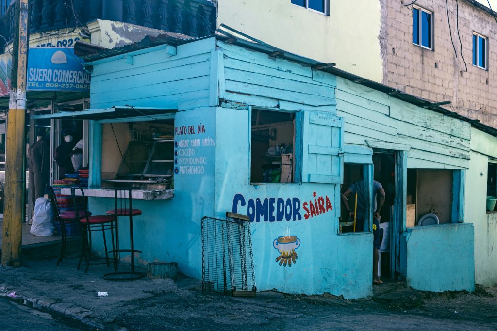 cosa vedere a santo domingo, colmado, punto di rotta
