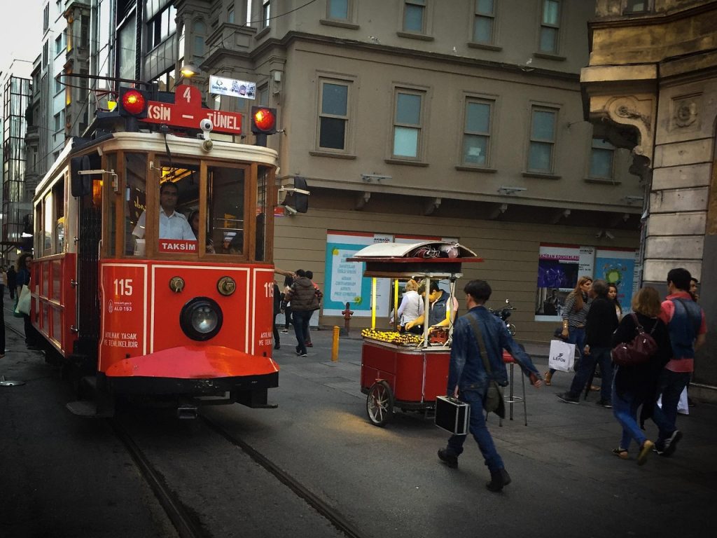 tour di istanbul in 5 giorni, turchia, tram, punto di rotta